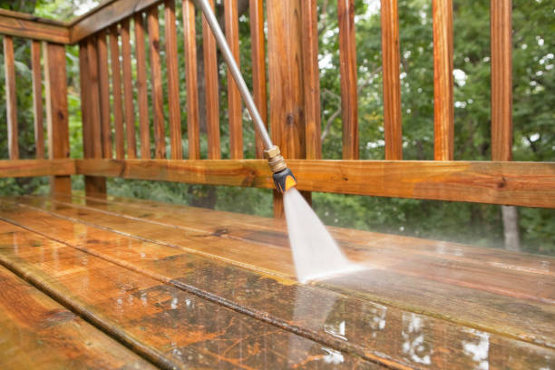 Professional Pressure washing in Wolcottville, IN